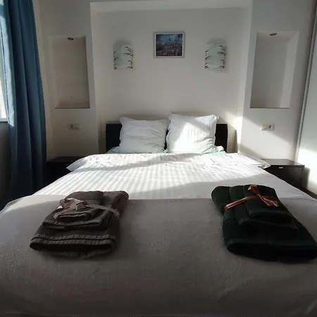 V&v Dzelzavas Long Term Appartamento *