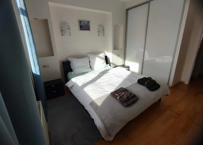 V&v Dzelzavas Long Term Appartamento *